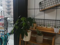 -蜜蜂小象·榴莲千层蛋糕(时代汇11栋店)