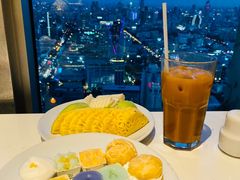 -彩虹云霄酒店76&78层国际自助餐
