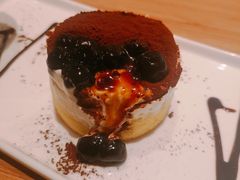 冲绳黑糖爆浆蛋糕-必胜客(龙湾万达店)