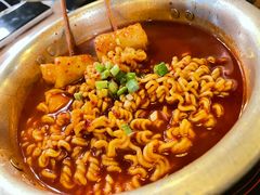 鱼饼方便面-包装马车·韩国料理·포장마차