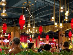 大堂-老滇山寨•云南特色菜•地方菜•民族风情歌舞表演(金碧店)