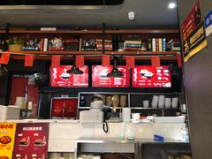 -何记花甲(海岸城旗舰店)