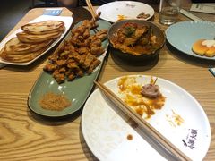 -小镇大厨新概念复合中餐厅(万达广场大连高新店)