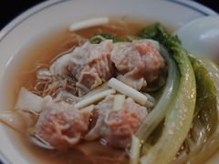 蟹子鲜虾云吞面-左记港食(融科天城店)