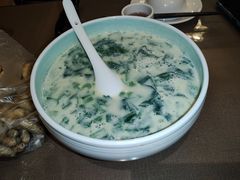 -湖泉水云间餐厅·弥勒地道菜(B座店)