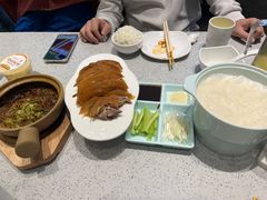 -紫光园·烤鸭·北京菜(团结湖店)