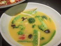 -麻六记(凤凰汇店)