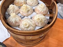 -莱莱小笼·乔艾