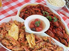 -龙巢盱眙龙虾·鸡煲·烧烤宵夜(坪洲店)