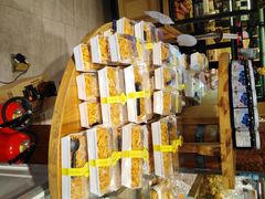 -昆明冠生园·蛋糕·面包(南强街店)