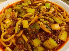 新疆炒米粉-巴扎美食·新疆菜·西域歌舞表演餐厅(新疆大厦店)