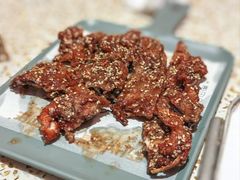 -小董哥烤串·爆汁大油边(故宫店)