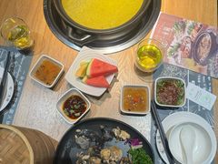 -一朵菌·野生菌探索家火锅(南亚店)
