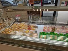 面包甜点陈列柜-味多美蛋糕(静安庄店)