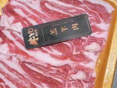 -牛YO寿喜烧·铁板烧和牛火锅自助(市府恒隆店)