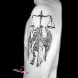 -SNOW TATTOO STUDIO