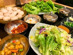 -臻牛烤肉