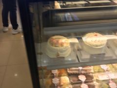 面包甜点陈列柜-红宝石·鲜奶小方·海派西点房(浦三店)