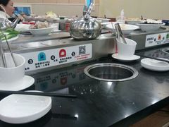 -咕叽咕叽自助烤肉小火锅(茂业清扬店)