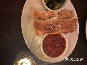 不虚此行的我们点了数不胜数的3道大菜