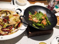 -江渔儿酸菜鱼(奥园广场金发购物中心店)