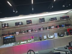 -ROG玩家国度(美罗城店)