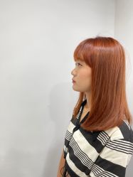 -诗悦发型SALON·圣罗兰店