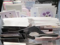 -何兮花店·气球派对鲜花店(马桥银春路万科城店)