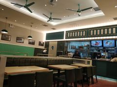 大堂-魏记烧味饭