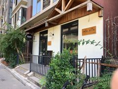 -Cafe Villa