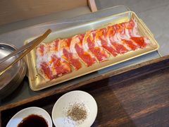 -围炉肉舍•炭烤活鳗•丹东海鲜烤肉(步行街店)