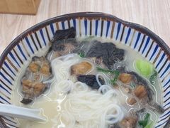-鲜越鲜鱼粉(财富购物中心店)