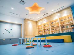 -蓝旗亲子游泳(范湖万达广场店)