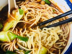 金牌杂酱面-胖胖板凳面