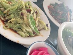 -墨江小城故事餐厅