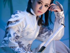-九月鹰飞汉服摄影工作室