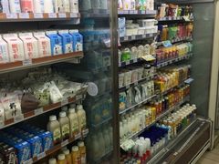 -全家便利店(东直门店)