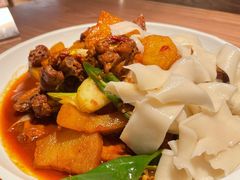 新疆大盘鸡-谷丽麦馕新疆菜·清真(步步高梅溪新天地店)