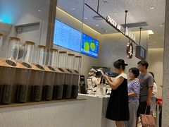 -喜茶(上海奉贤宝龙店)