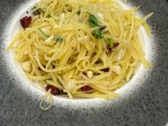 -湖南人家湘菜馆(镇江路店)
