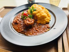 肉酱蛋包饭-桃源台景观餐厅