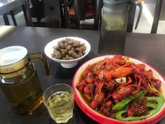 -川流不息·地道川菜·小龙虾(松东路店)