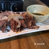 尾巴还是那么的好吃，连筋带手带肥那个口感简直吹上天