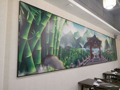 -胡须哥网红竹筒菜