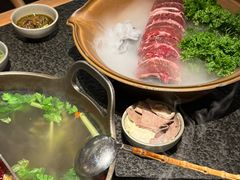 -三出山火锅(南京万象天地店)