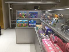 -泡泡玛特POPMART(蓝色港湾店)