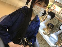 -LAQUEEN 时尚健康假发(万象城总店)