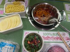 -一围肥牛肉小火锅(佳兆业广场店)