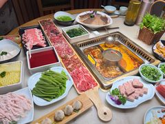 -巴渝瓦肆重庆鲜火锅(宝龙环湖店)