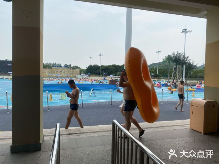 上海玛雅海滩水公园游乐设施图片